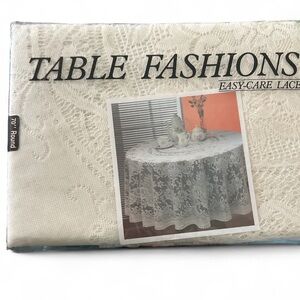 Vintage Lace Tablecloth in Cream
